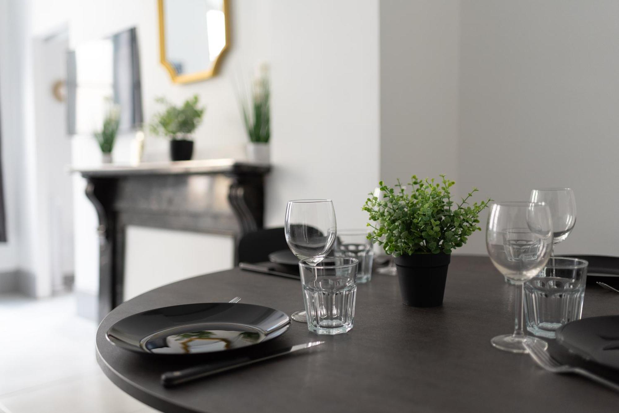Apartment Confortable Et Spacieux *